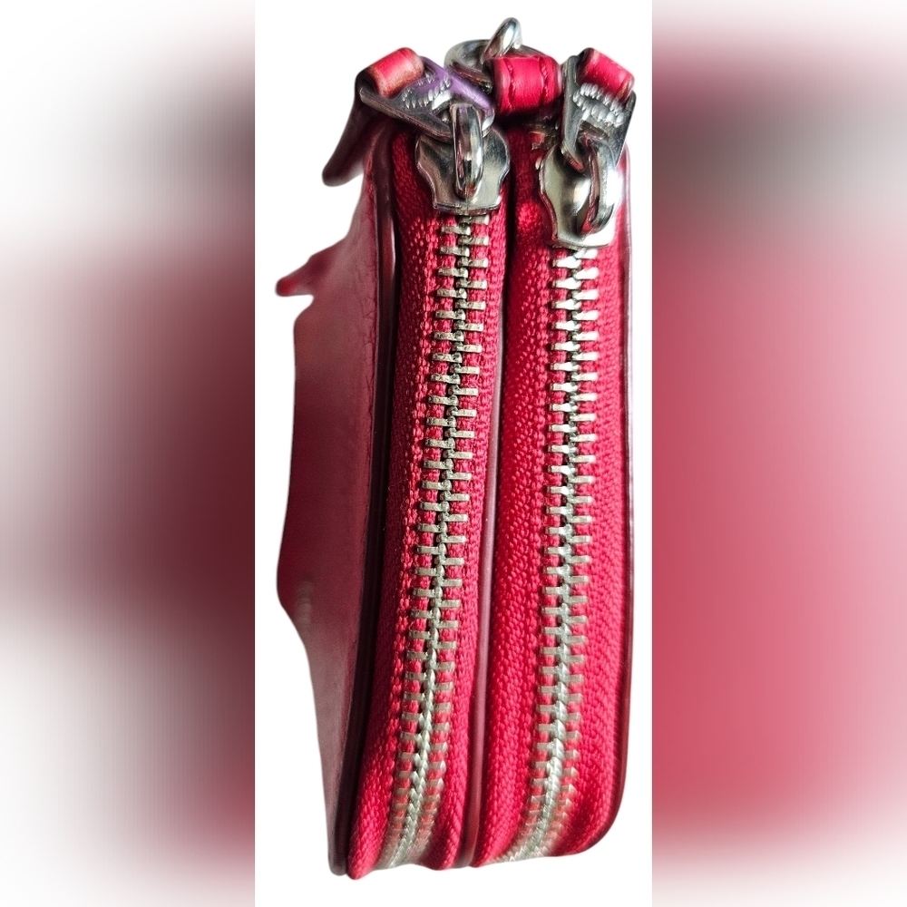 Coach Red Leather Wallet/Wristlet Dual Zipper With Coin Slot, Awesome Condition! - Picture 12 of 12